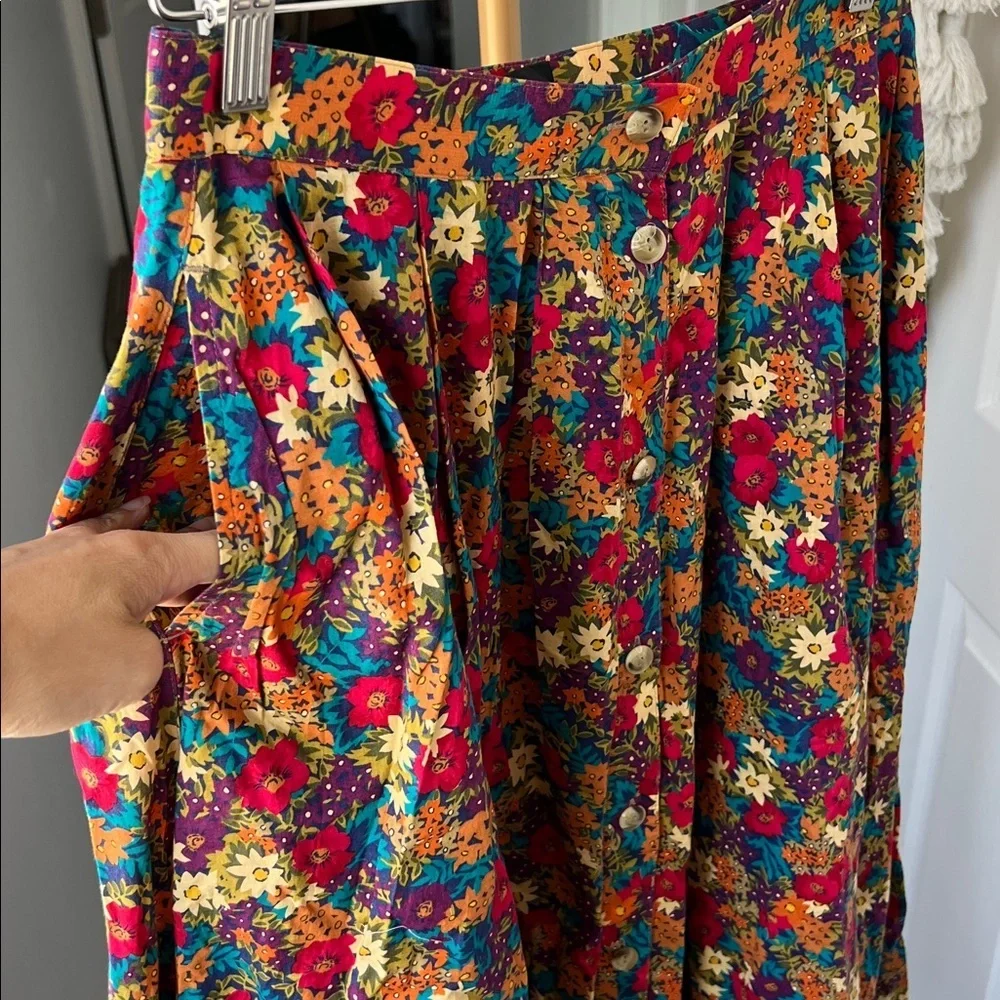 Vintage VTG Floral Print Midi Circle Skirt by Liz Sport Size 12 / XL - Picture 4 of 8